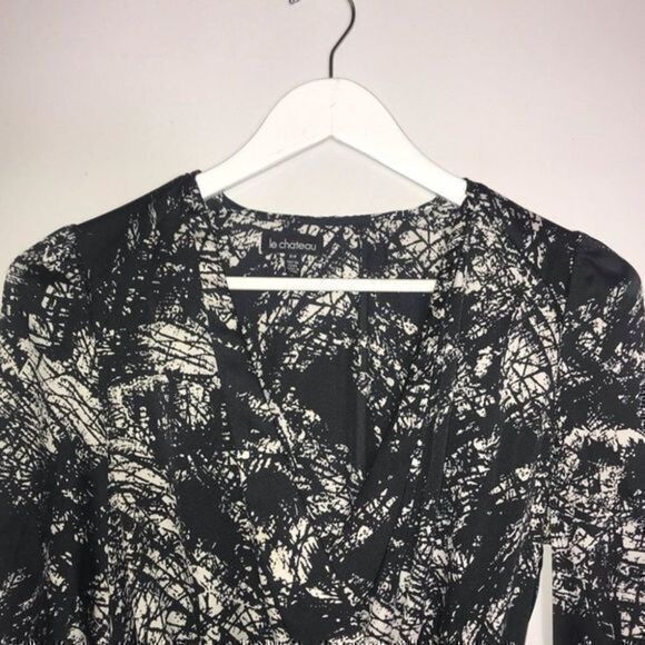 Le Chateau Long Sleeve Wrap Dress - Picture 4 of 9